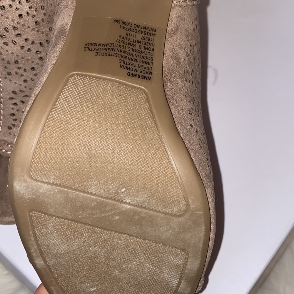 Heels - Picture 4 of 8
